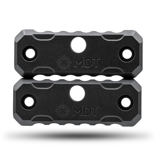 M-LOK EXTERIOR FOREND WEIGHTS ger vikt och balans till ditt gevär, minskar rekyl och har QD sling mount för enkel montering och avtagning.